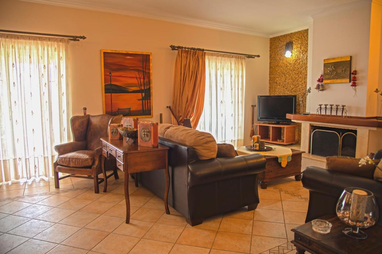 בית נופש Emily, Soothing Experience, Perfect Getaway Gardeládes